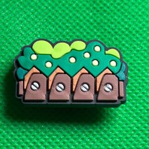 🌼 (5/$10 or 10/$15) NEW “I love Gardening” Croc Charm Collection water can